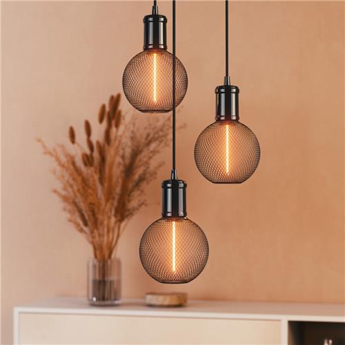 OSRAM DECOR LED-lamp met strofilament in metalen behuizing (bolvormig), loodvrij glas, warm wit comfortlicht (1800 K), 3,5 W / 110 lm, E27 fitting, dimbaar, 125 mm, lampbehuizing in zwart.