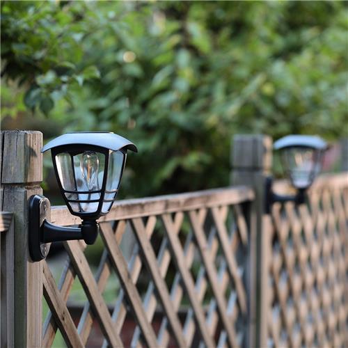 Solar wandlamp buiten 'Prickle' - Set van 2 - Warm wit licht - Tuinverlichting op zonne-energie geschikt voor schutting - Zwart