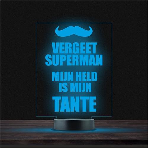 Led Lamp Met Gravering - RGB 7 Kleuren - Vergeet Superman Mijn Held Is Mijn Tante