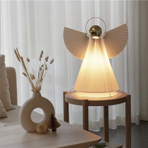 Kerstfiguur voor binnen - Engel - E14 fitting - 54 cm hoog - Kerstverlichting - Kerstdecoratie